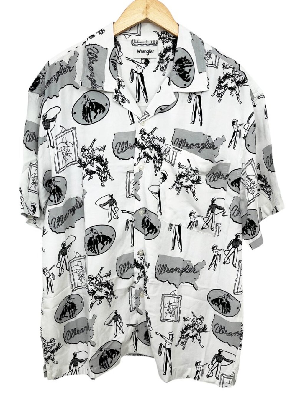 Wrangler Men’s Western Print Shirt NWT Large